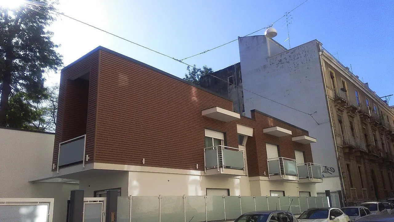8Room Hotel CTA