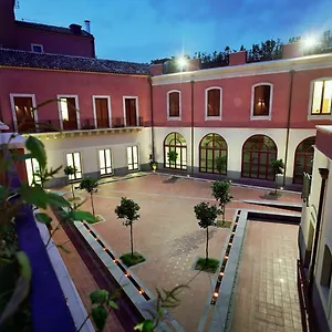 https://camplus-daragona.catania-hotels.net