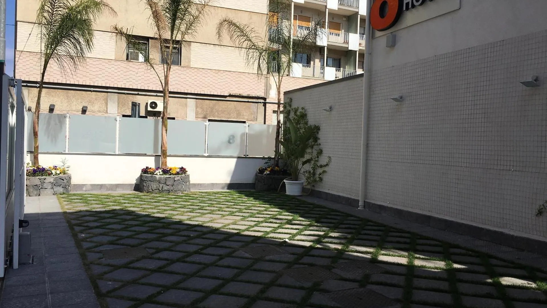 8Room Hotel Catania