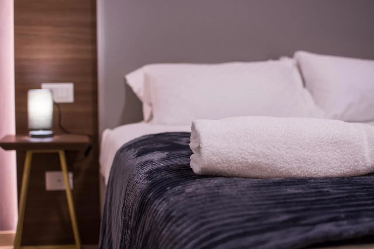 8Room Hotel Catania