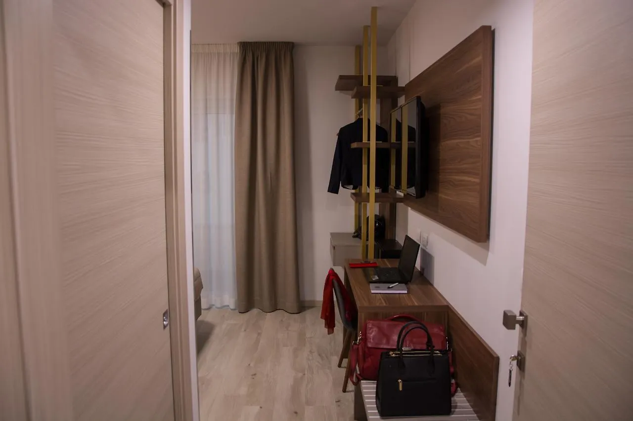 8Room Hotel Catania